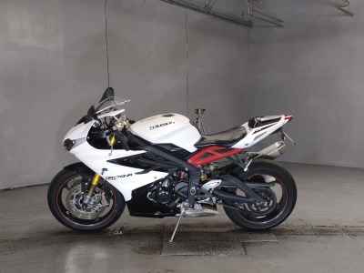 Triumph Daytona 675R 2014