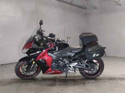 Suzuki GSX-S1000F 2015