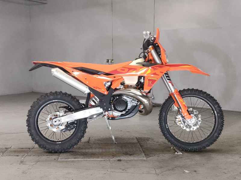 KTM 250 EXC Six Days 2025