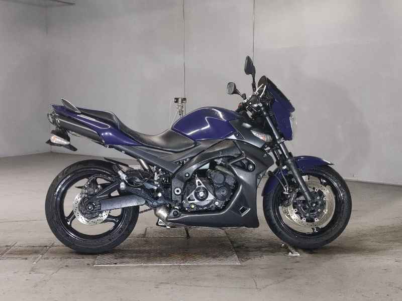 Suzuki GSR600 2008
