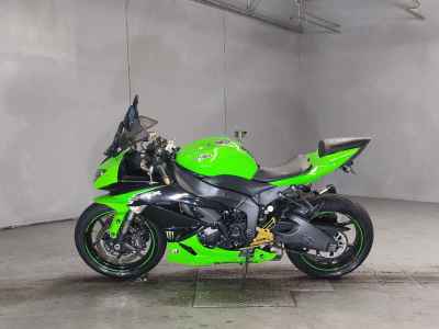 Kawasaki Ninja ZX-6R 2024