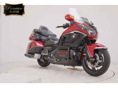 Honda GL1800 Gold Wing SE 2015