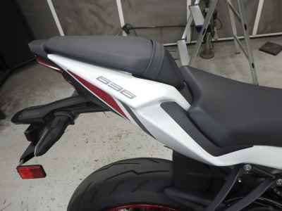 Kawasaki Ninja ZX-6R 2025