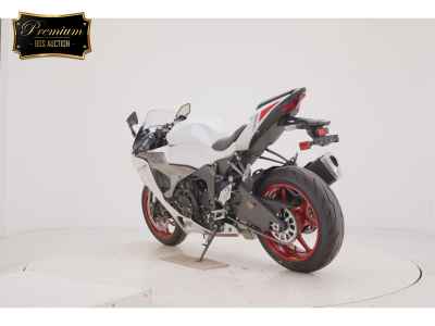 Kawasaki Ninja ZX-6R 2025