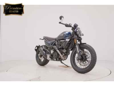 Ducati Scrambler Nightshift 2025
