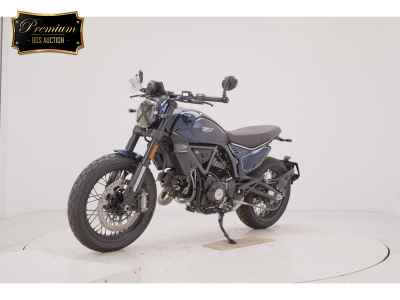 Ducati Scrambler Nightshift 2025