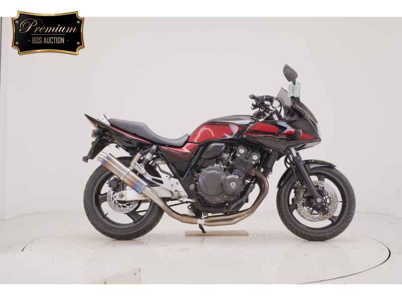 Honda CB400 Super Boldor 2010