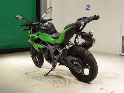 Kawasaki Z250SL 2016