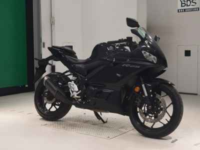 Yamaha YZF-R25 2022