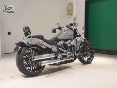 Harley-Davidson Breakout FXBR1920 2024