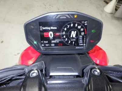 Ducati Streetfighter V2 2023