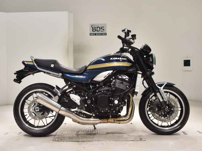 Kawasaki Z900RS 2022