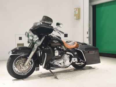Harley-Davidson Road King FLHRCI1450 2022