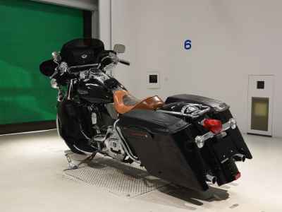 Harley-Davidson Road King FLHRCI1450 2022