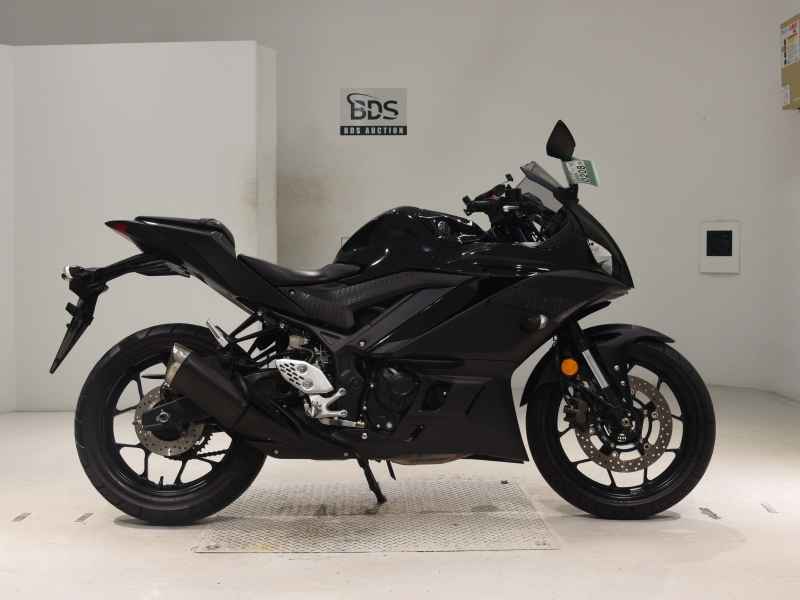Yamaha YZF-R25 2020
