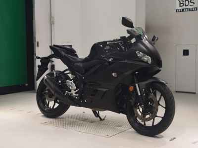 Yamaha YZF-R25 2020