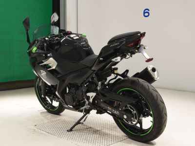 Kawasaki Ninja 400 2018