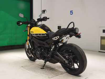 Yamaha XSR900 2016