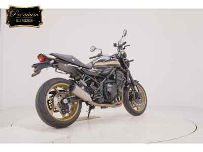 Kawasaki Z900RS 2018