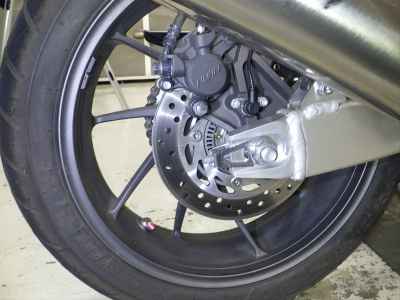 Honda CB400 Super Boldor 2019