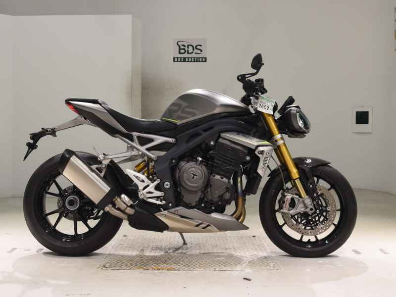Triumph Speed Triple 1200 RS 2021