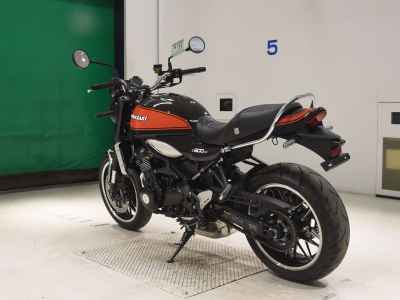 Kawasaki Z900RS 2023