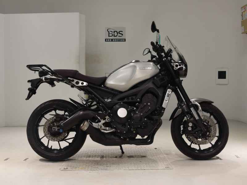Yamaha XSR900 2016