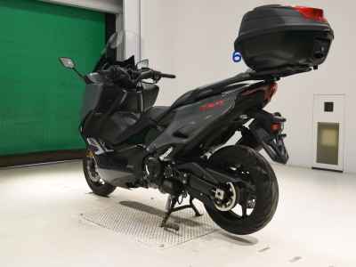 Yamaha TMAX 560 2021