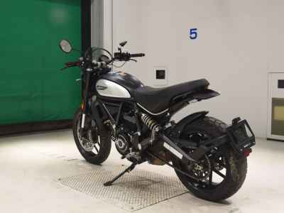 Ducati Scrambler Icon 2021