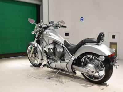 Honda VT1300CX Fury 2010