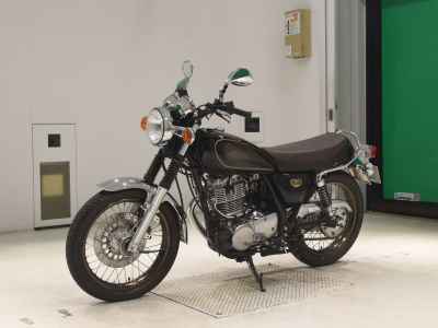 Yamaha SR400 2021