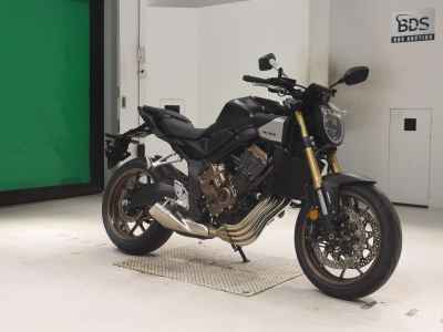 Honda CB650R E-Clutch 2025