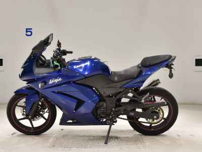 Kawasaki Ninja 250R 2011