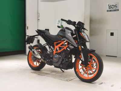 KTM 390 Duke 2021