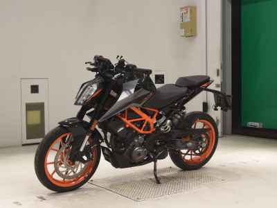 KTM 390 Duke 2021