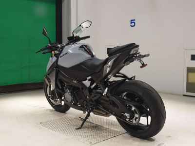 Suzuki GSX-S1000 2023