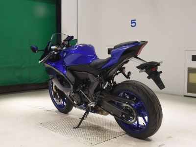 Yamaha YZF-R7 2024