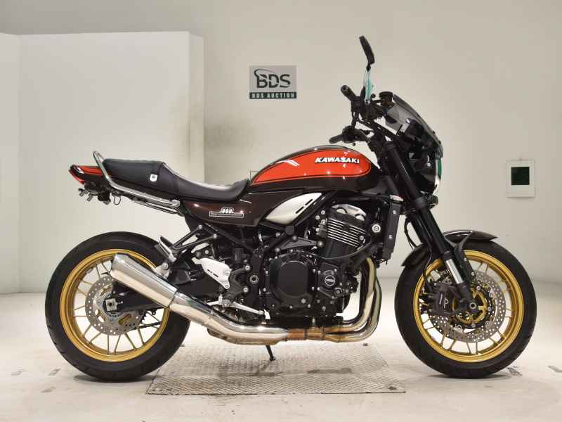 Kawasaki Z900RS 50th Anniversary 2022