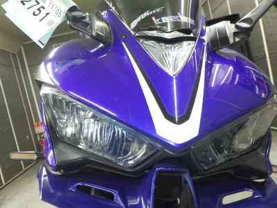Yamaha YZF-R25 2015