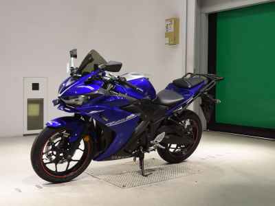 Yamaha YZF-R25 2015