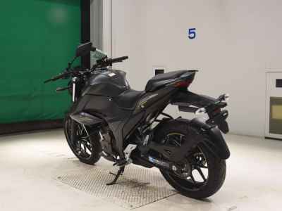 Suzuki Gixxer 250SF