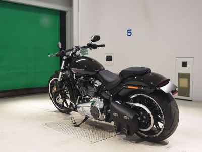 Harley-Davidson Breakout FXBRS1870 2021