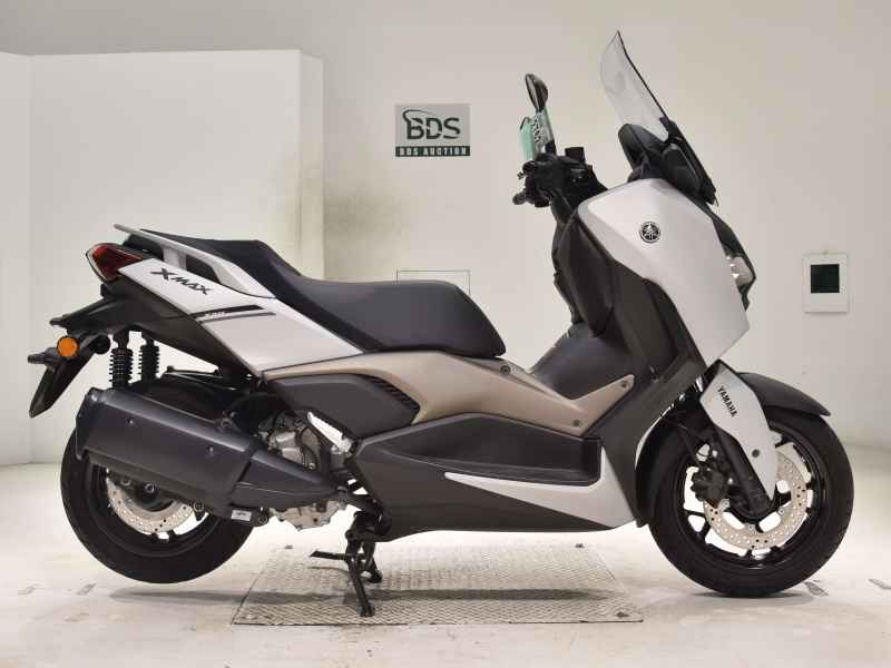 Yamaha XMAX 250 2024