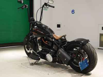 Harley-Davidson CROSS BONES FLSTSB1580 2008