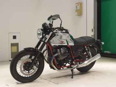 Moto Guzzi V7 II Racer 2016