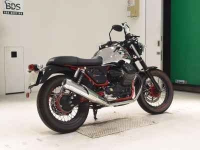 Moto Guzzi V7 II Racer 2016