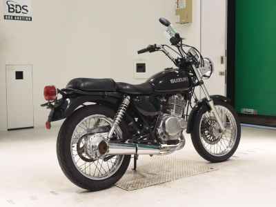 Suzuki ST250E