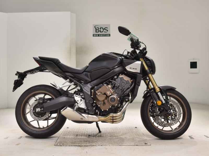 Honda CB650R E-Clutch 2024