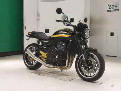 Kawasaki Z900RS 2021