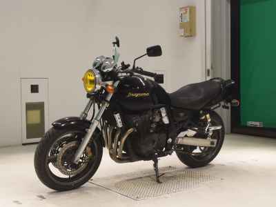 Suzuki GSX400 Inazuma